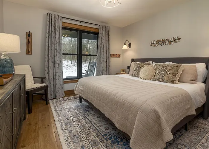 Holiday home 30-Acre Woods, Trail & Salt Hot Tub Carbondale